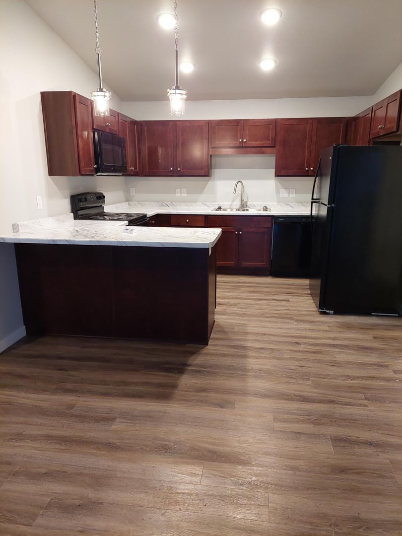 Appleton Apartment: 1 & 3 Innovation Court