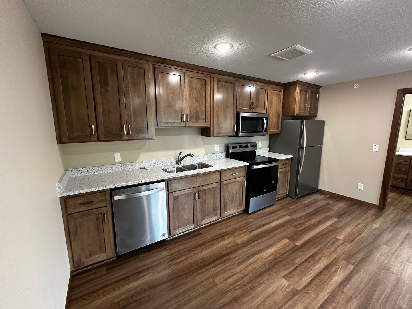 Buffalo Apartment: 1009 3rd Ave NE