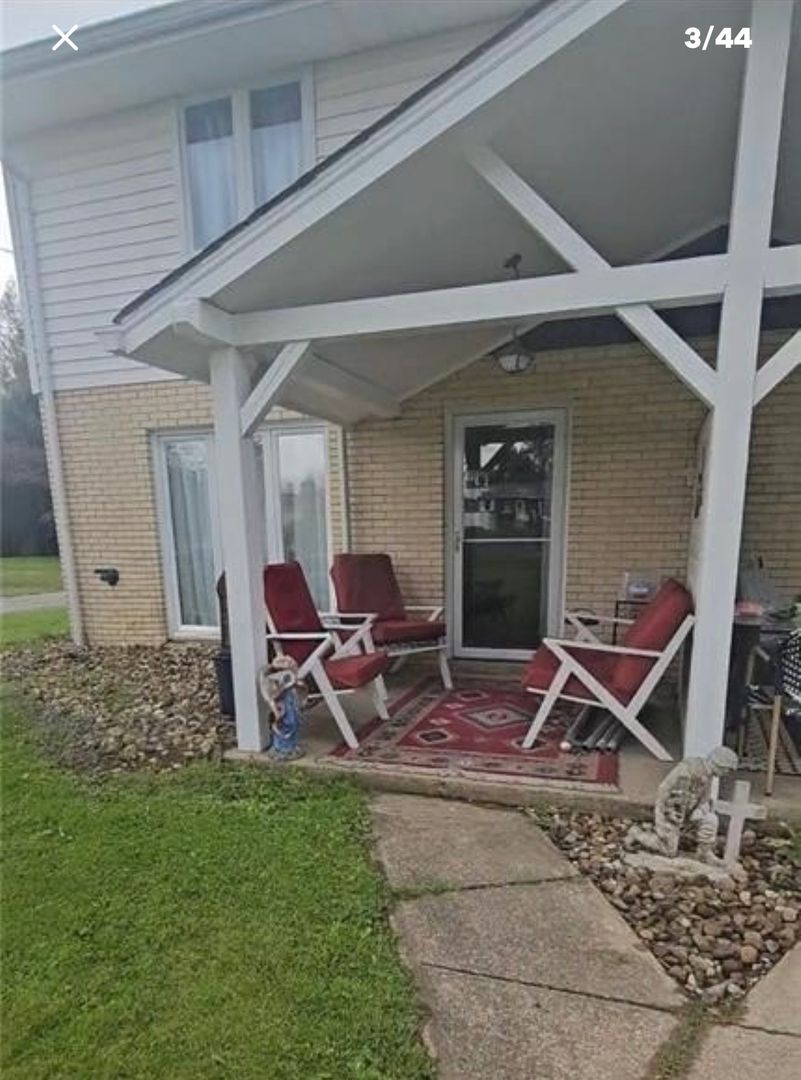 New Castle House: 1314 Willowbrook Rd.