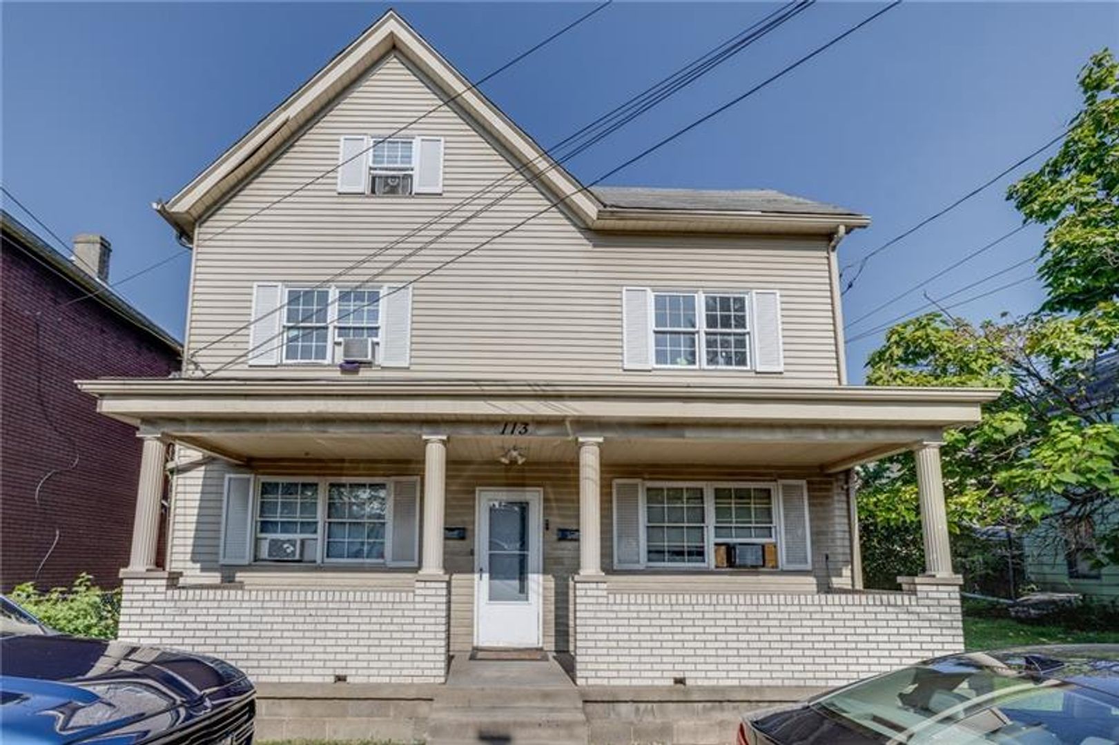 Turtle Creek Apartment: 113 Line Way