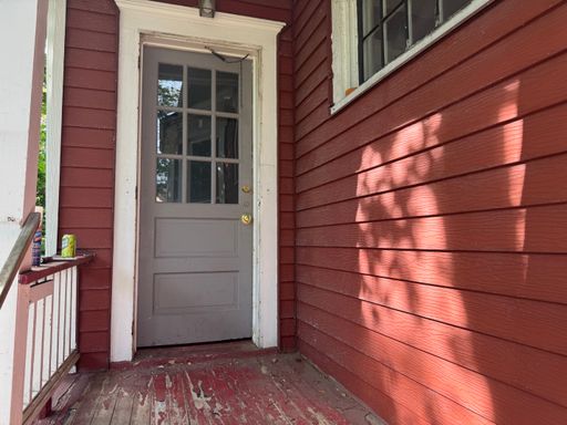 2 bedroom 1 bath 1st floor unit – photo 1
