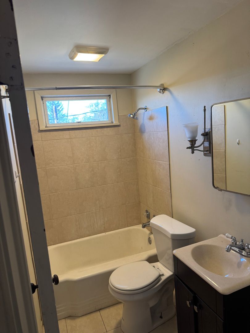 Meadville House: Baldwin Unit 1