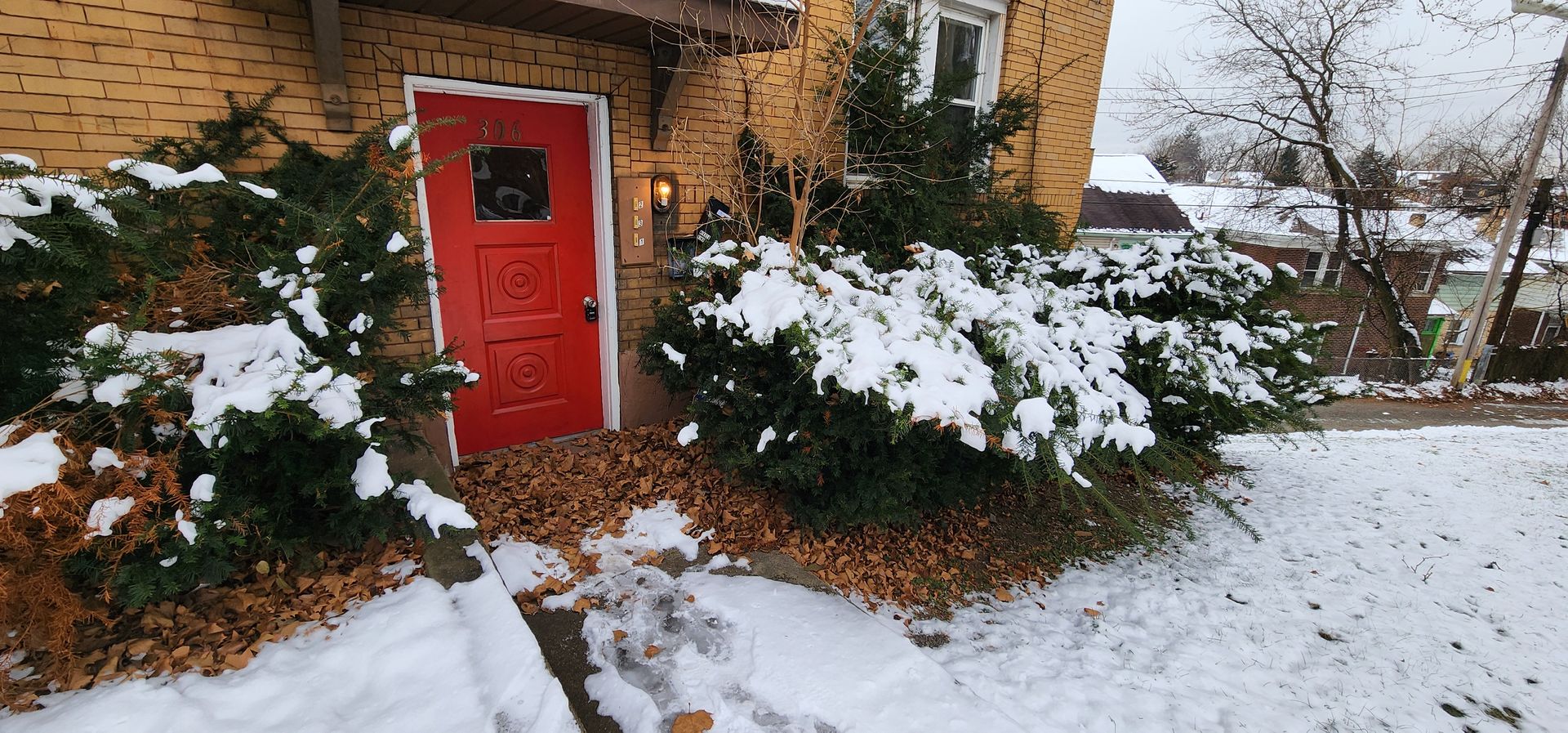 Pittsburgh Apartment: 306 Alice Street