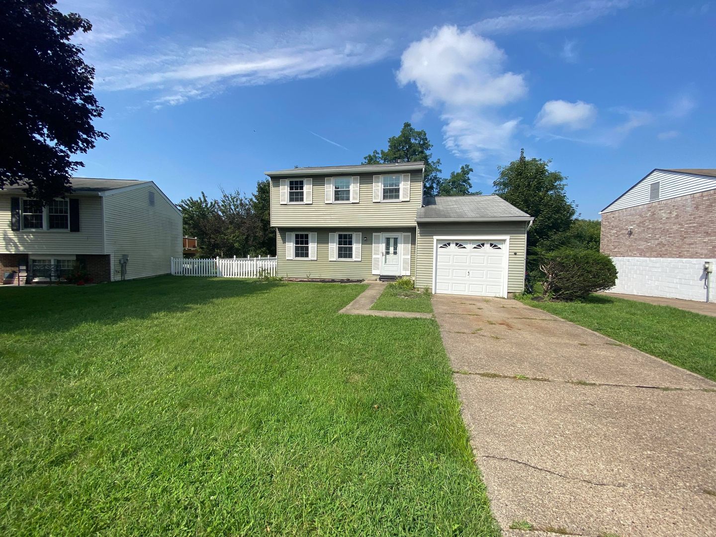 Observatory Hill House: 10 Quail Hill Rd