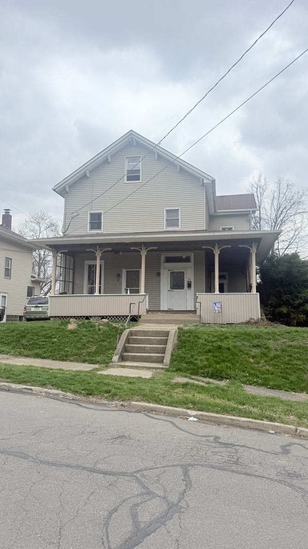 Sharpsville Apartment: 24 Pierce Ave Apartment 1