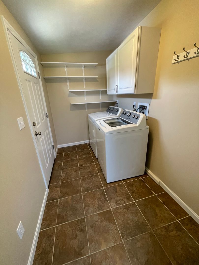 Erie House: 3524 Tuttle Ave