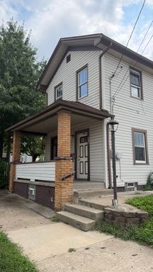 2 bedroom single family home ready now – photo 1