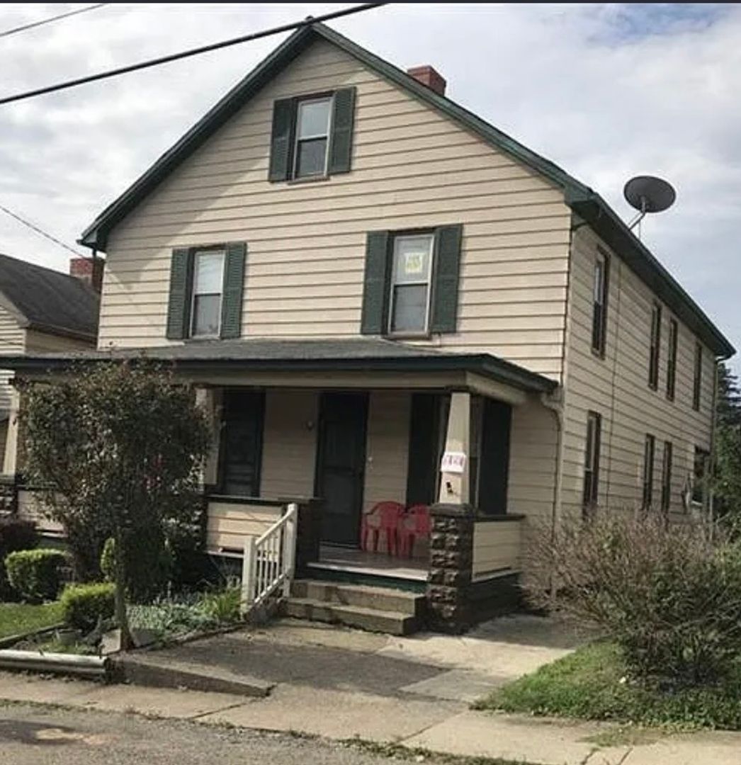 New Castle Apartment: 9 Madonna Dr. Apt. 1