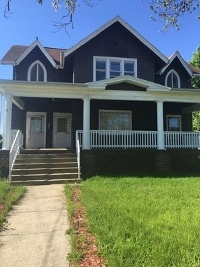 New Castle Apartment: 3 W. Laurel Ave.