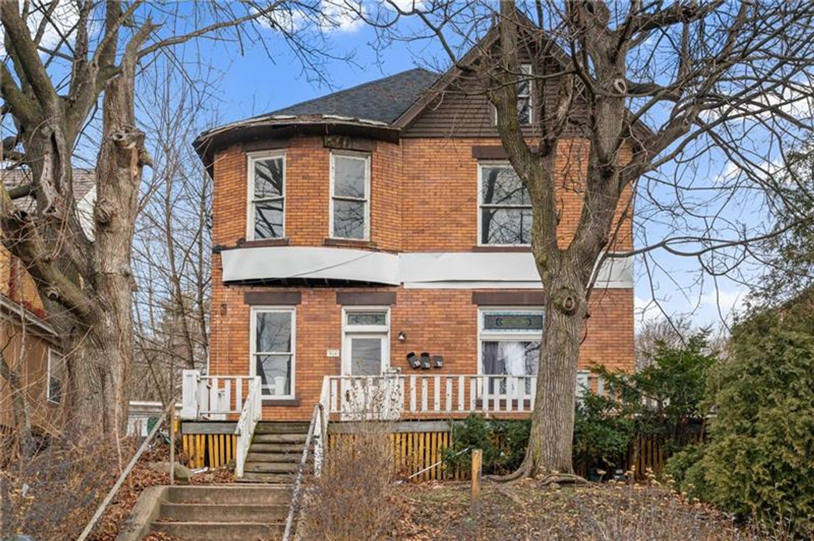 Mckees Rocks Apartment: 306 Broadway