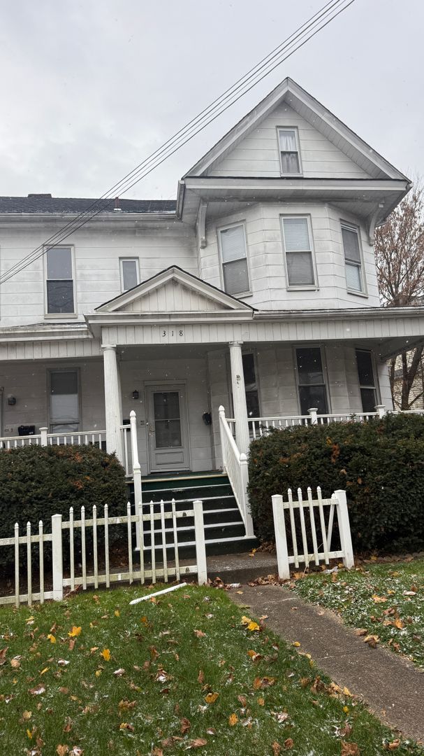 Butler Apartment: 318 Center Ave