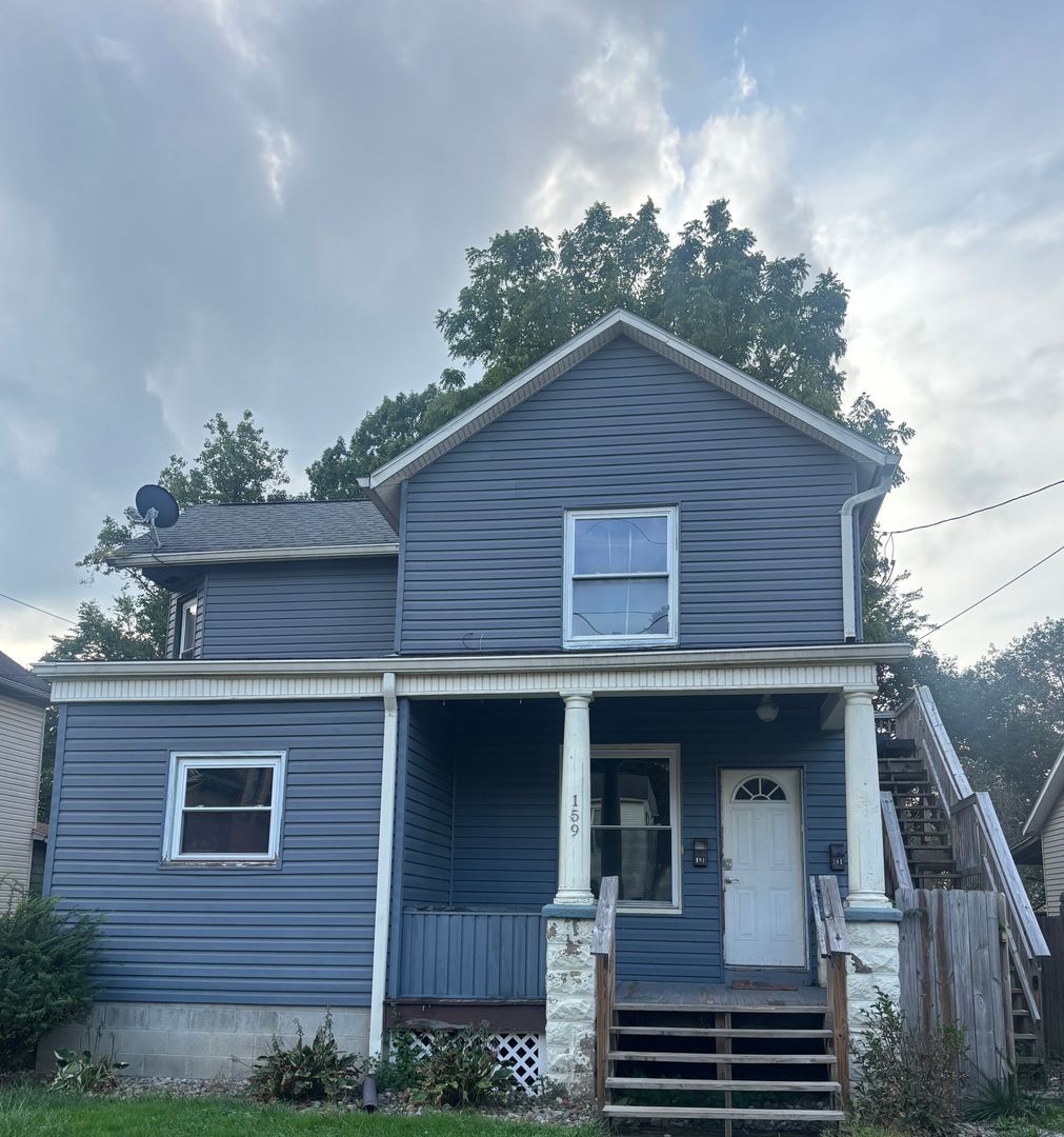 Sharon Apartment: 159 Jefferson Ave