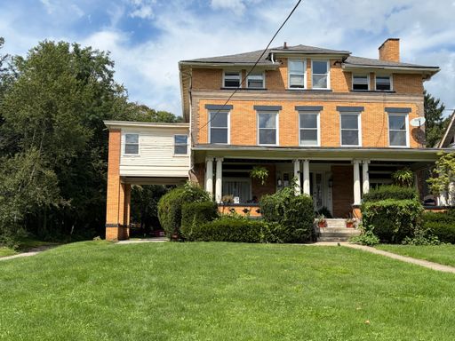 415 E Moody unit 2A