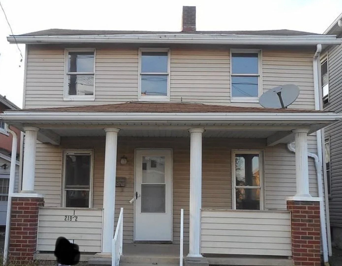New Castle House: 219 1/2 Friendship St.