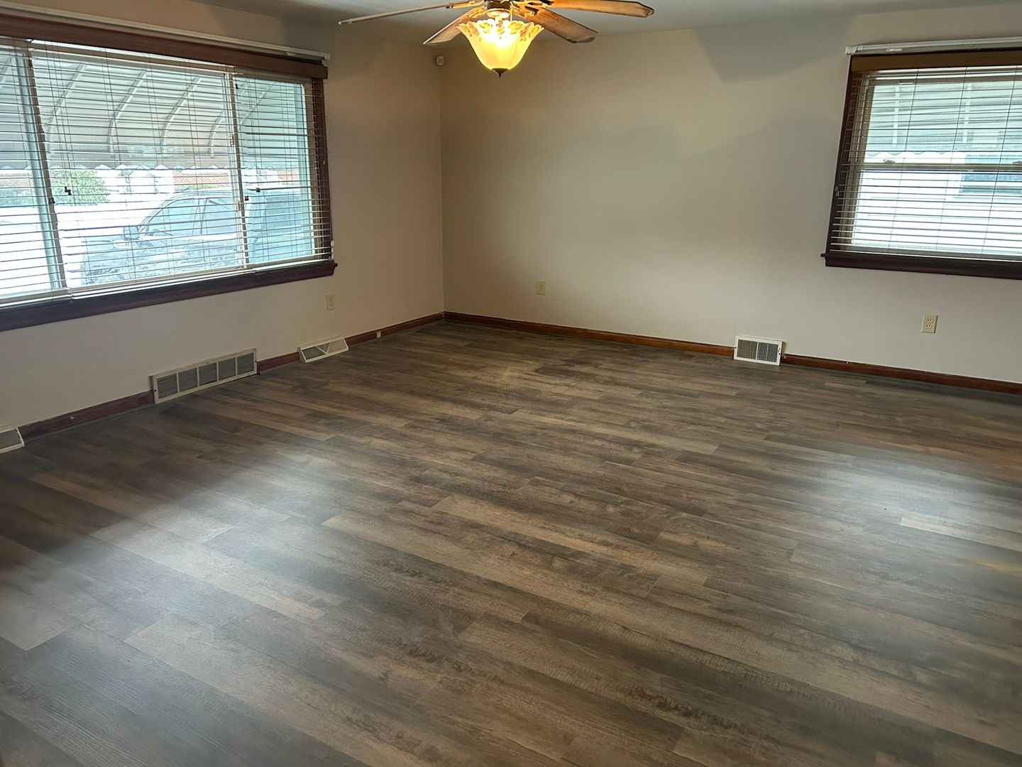 Erie House: 412 E 35th St