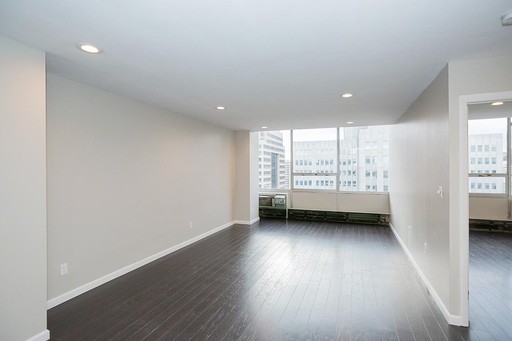 Luxury 1 Bedroom with Private Terrace & Stunning Downtown Pittsburgh Skyline Views — Terrace City View 1 at The Venue! – photo 1