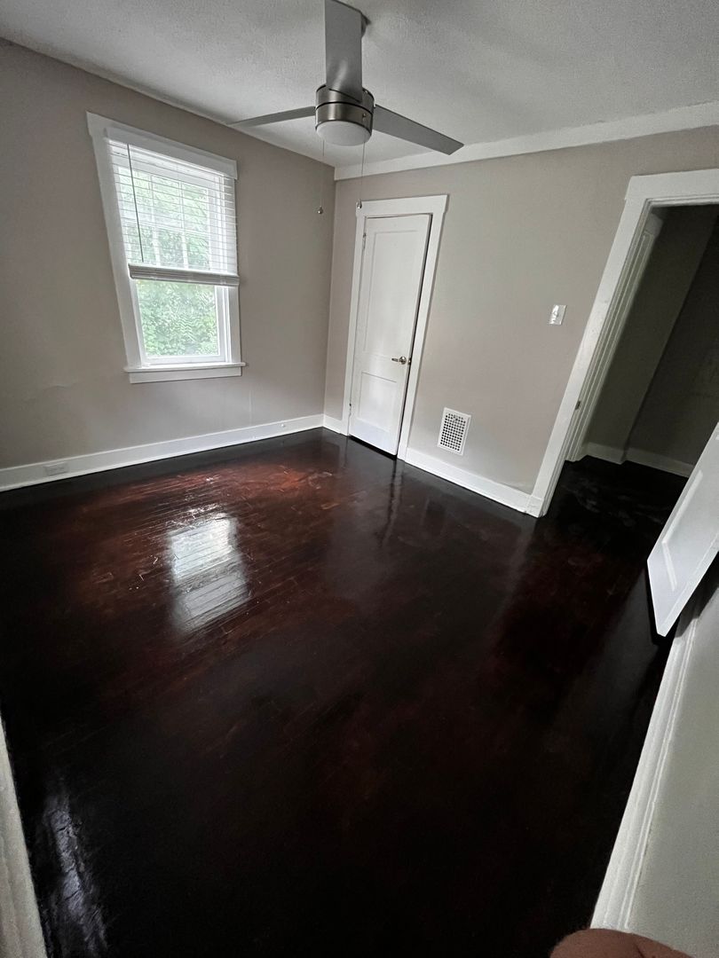 764 Shady Drive East, Pittsburgh, PA 15228