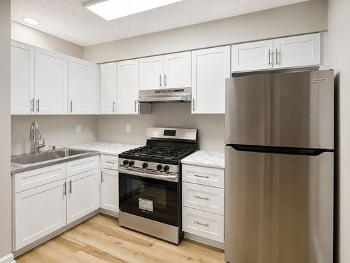 Great West View 2BR! Spacious and Good Location! – photo 1