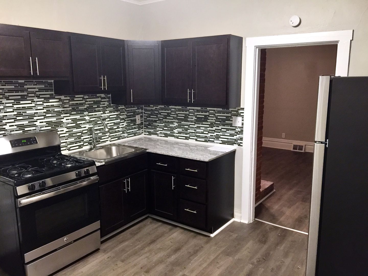 Pittsburgh Apartment: 114 Kearsarge St.