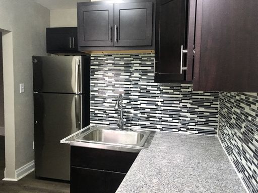 Don't Miss this Renovated 1BR in Mt. Washington! Great Location Right off Grandview!