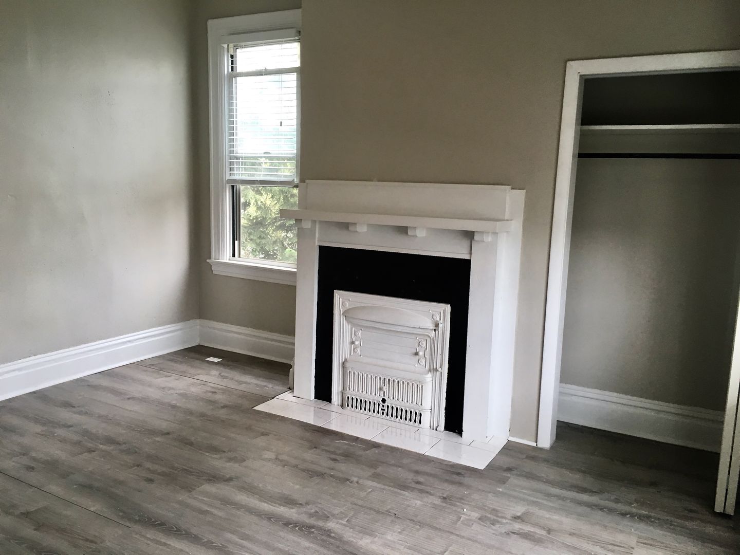 Pittsburgh Apartment: 108 Hallock Street