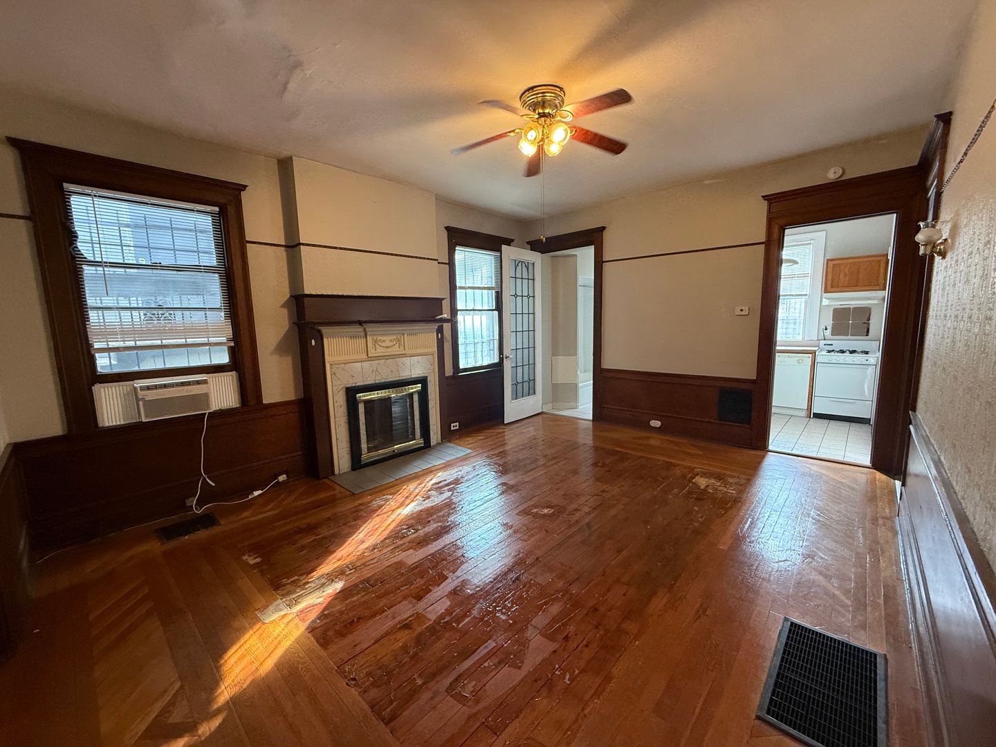 Pittsburgh Apartment: 636 Maryland Avenue