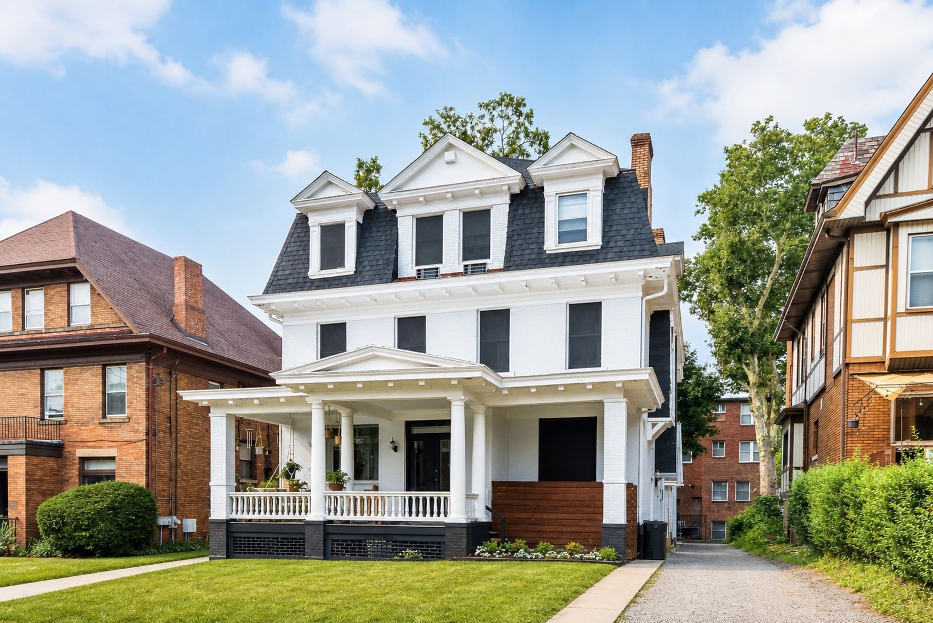 Pittsburgh Apartment: 5855 Darlington Road