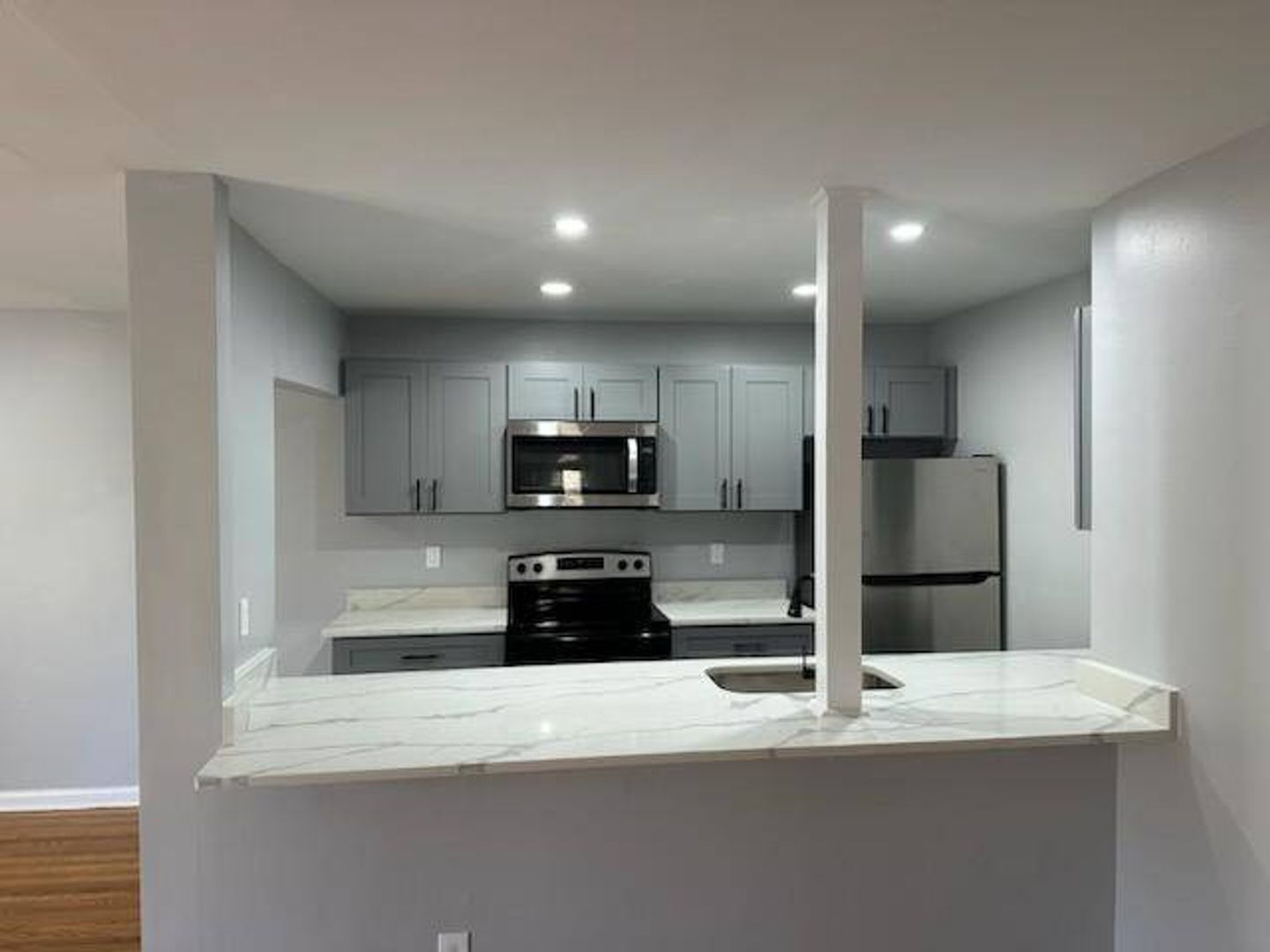 Broomall Apartment: 85 Lawrence Road