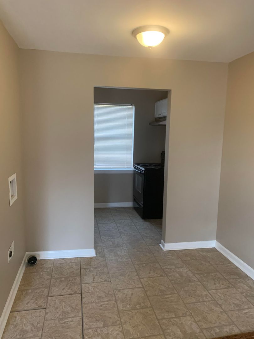 Birmingham Apartment: 1540 20th St N