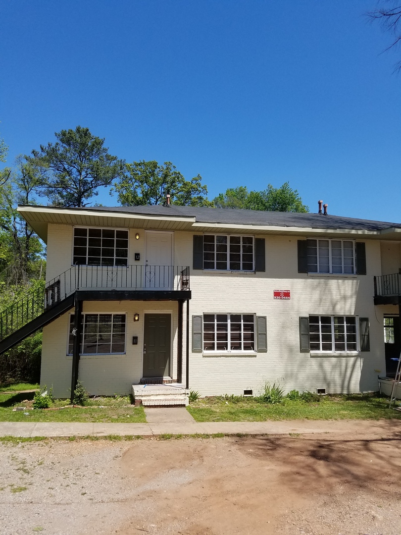 Birmingham Apartment: 236 21st Avenue South