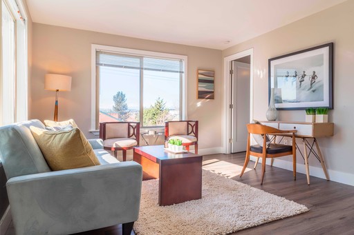The Palms | Recently Renovated 1BR | Look & Lease Special! 1 Month Free! – photo 1