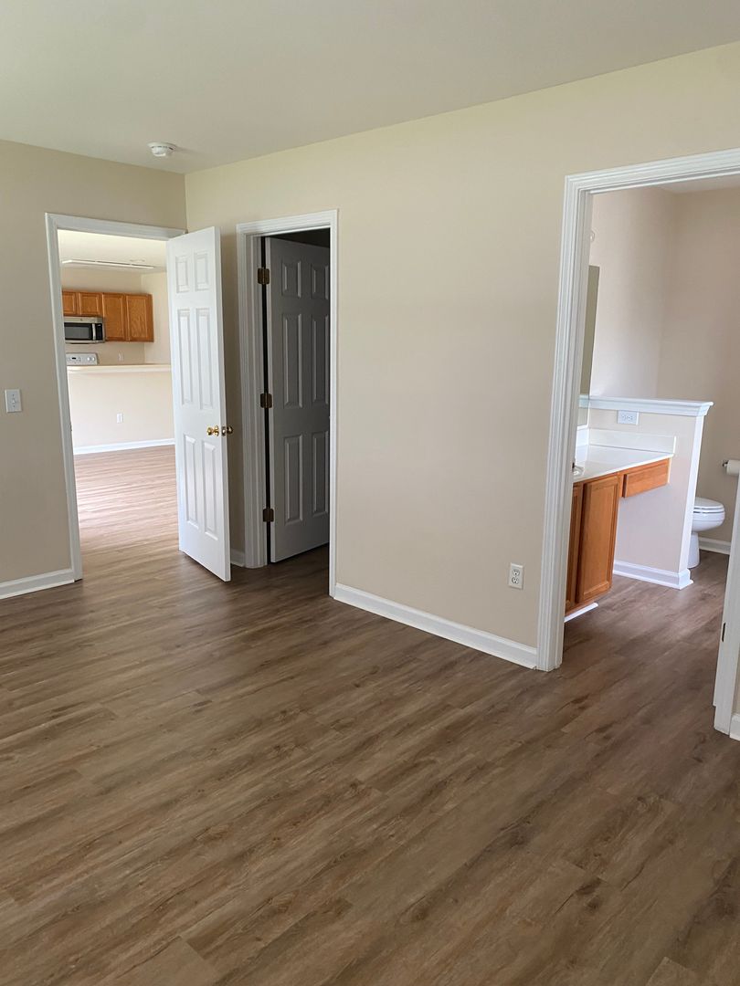 2525 Whetstone Lane - AVALON - R388-05 6 of 12
