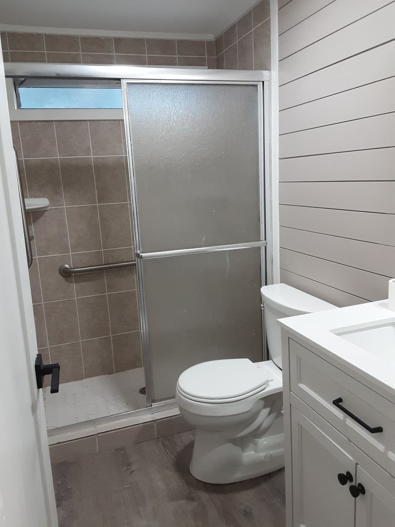 580 Satellite Avenue 7 of 12