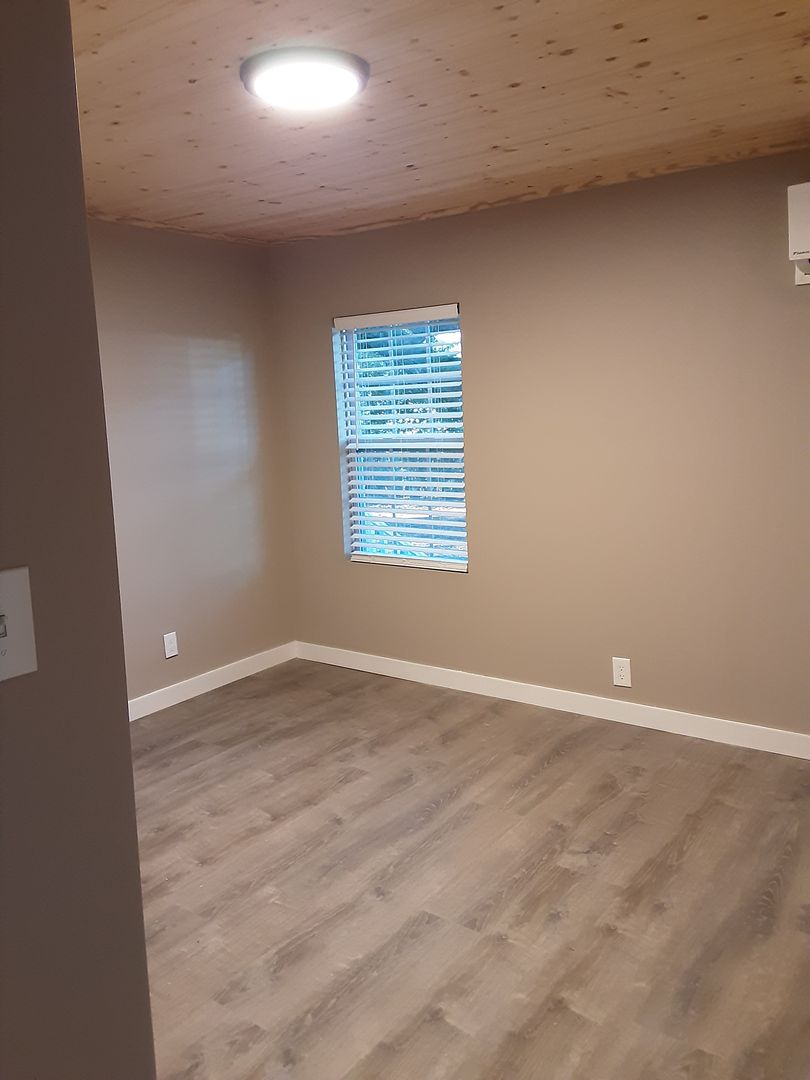 580 Satellite Avenue 12 of 12