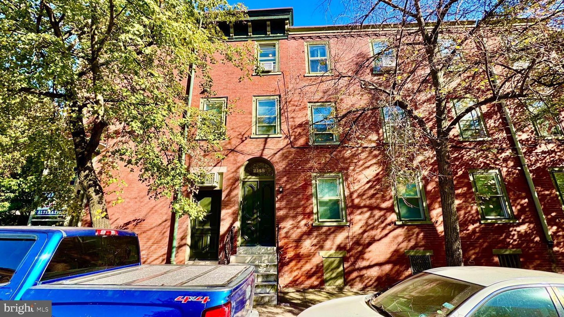 Philadelphia Apartment: 2148 Green Street