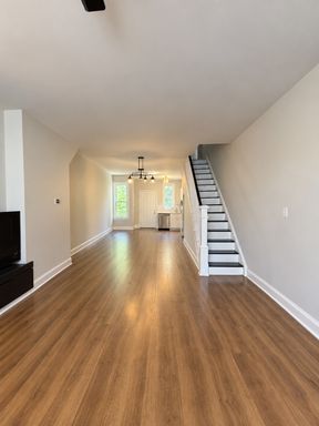 2 Bedroom Rental – 413 N Union St , Phila, PA 19104