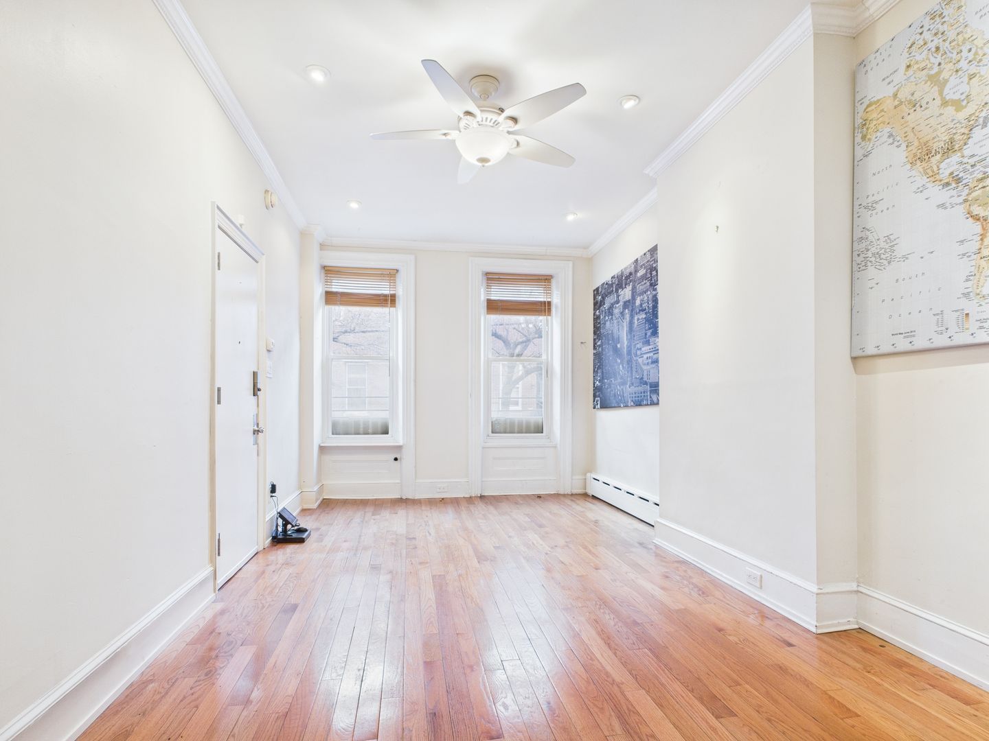 Philadelphia Apartment: 557 N 16th Street
