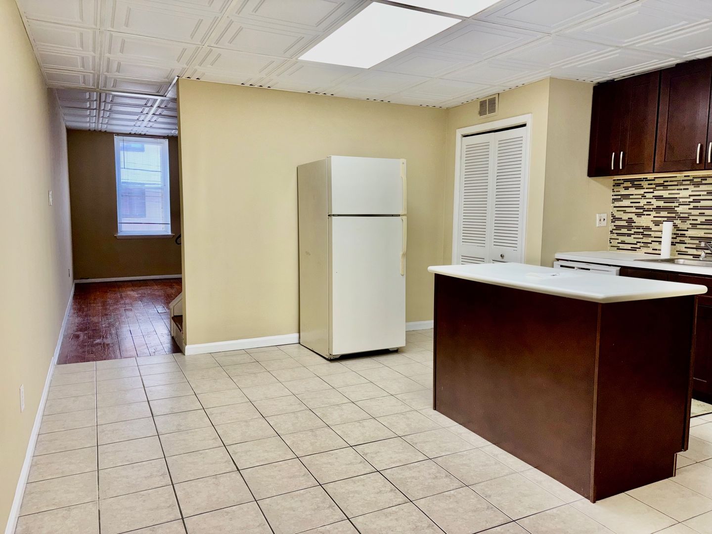 Philadelphia Apartment: 455 Fairmount Avenue