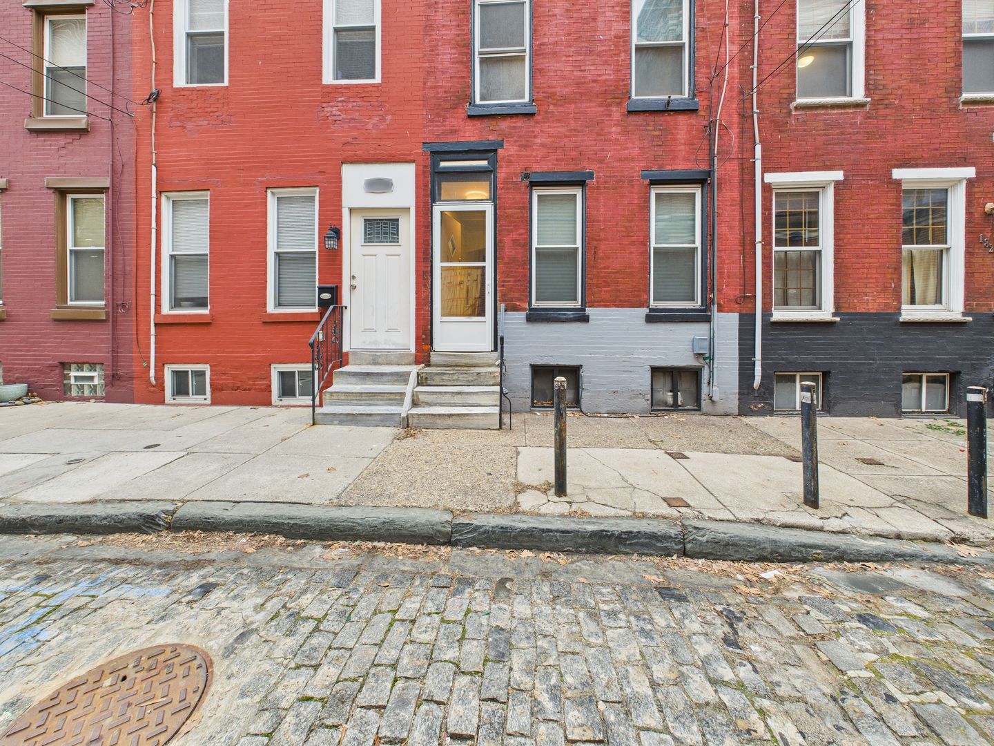 Phila House: 1825 Carlton St