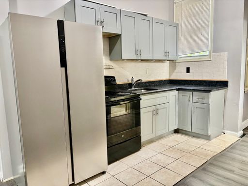 2 Bedroom Apartment – 611 North 31st Street - #1, Philadelphia, PA 19104