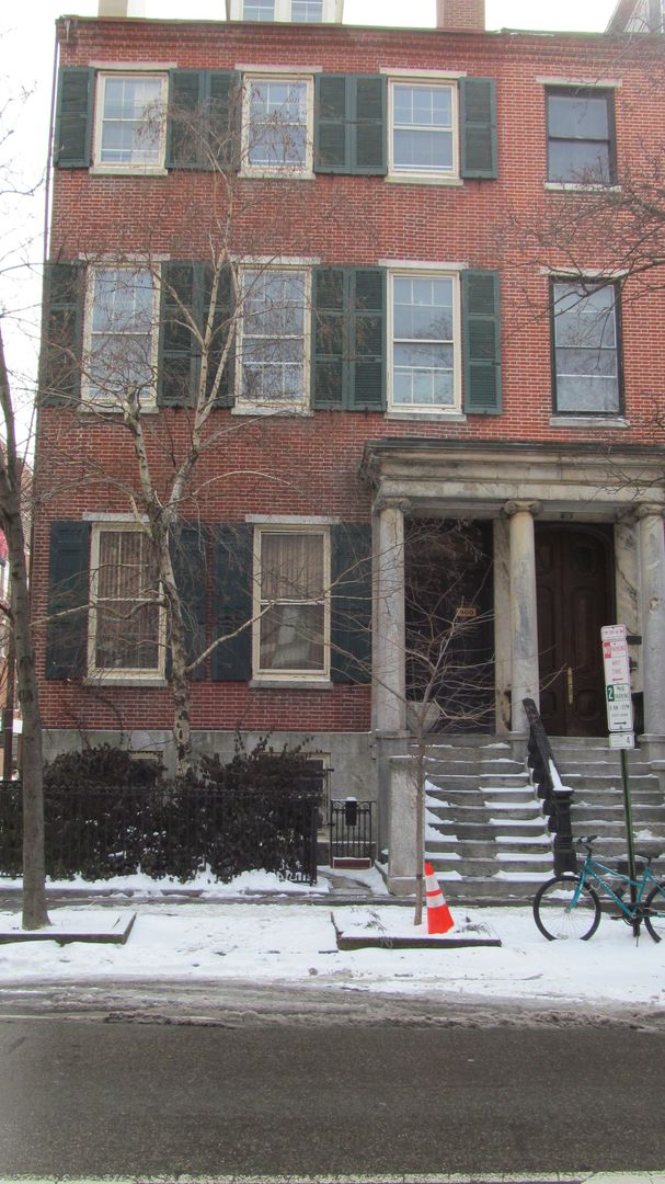 Phila Apartment: 900 Spruce Street