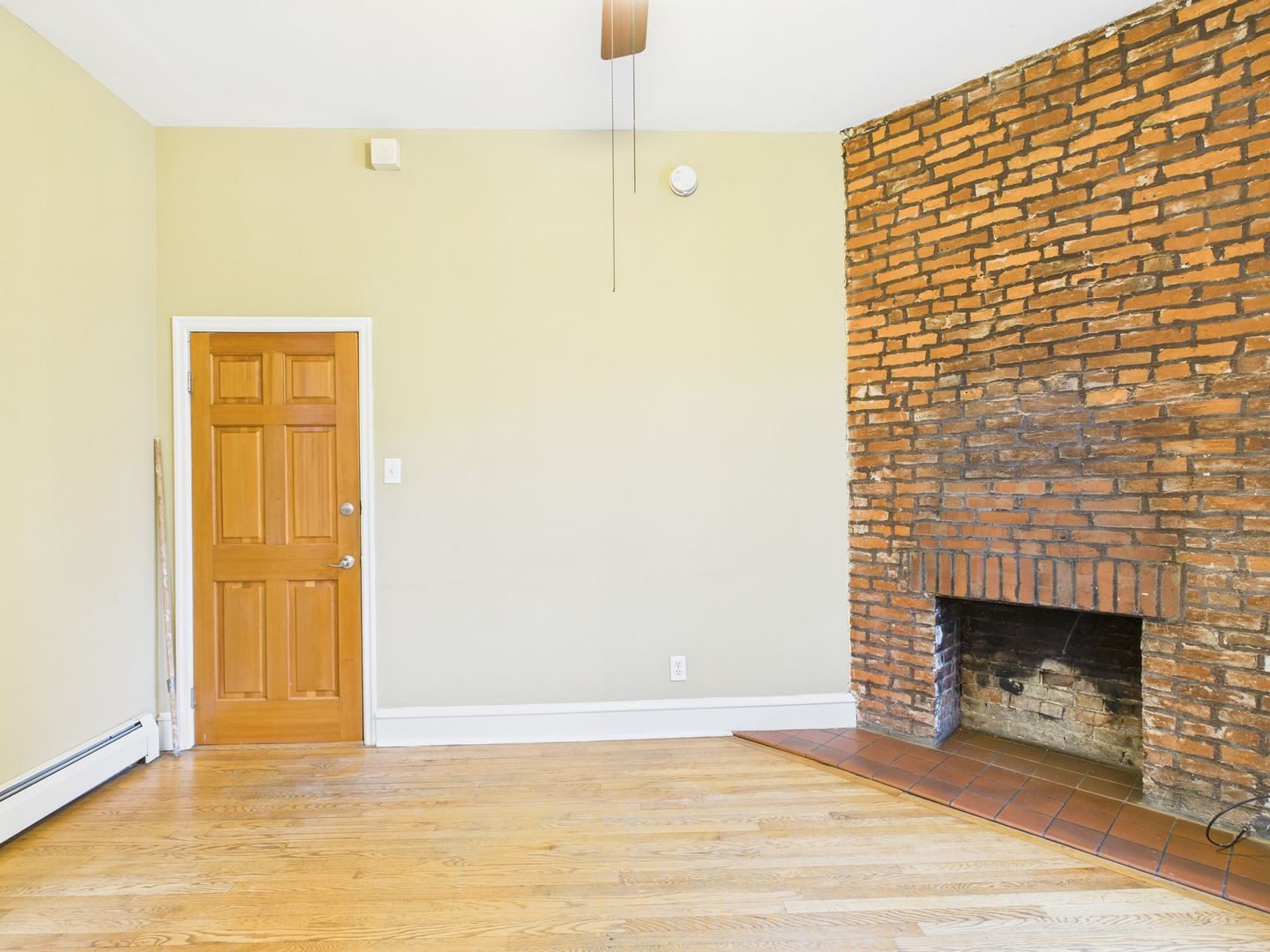 Philadelphia Apartment: 313 N 34th Street