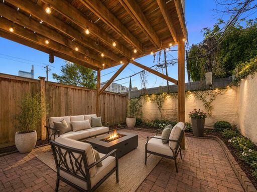 Charming Fairmount 1 Bed with Private Patio, Free Laundry & Storage – photo 1