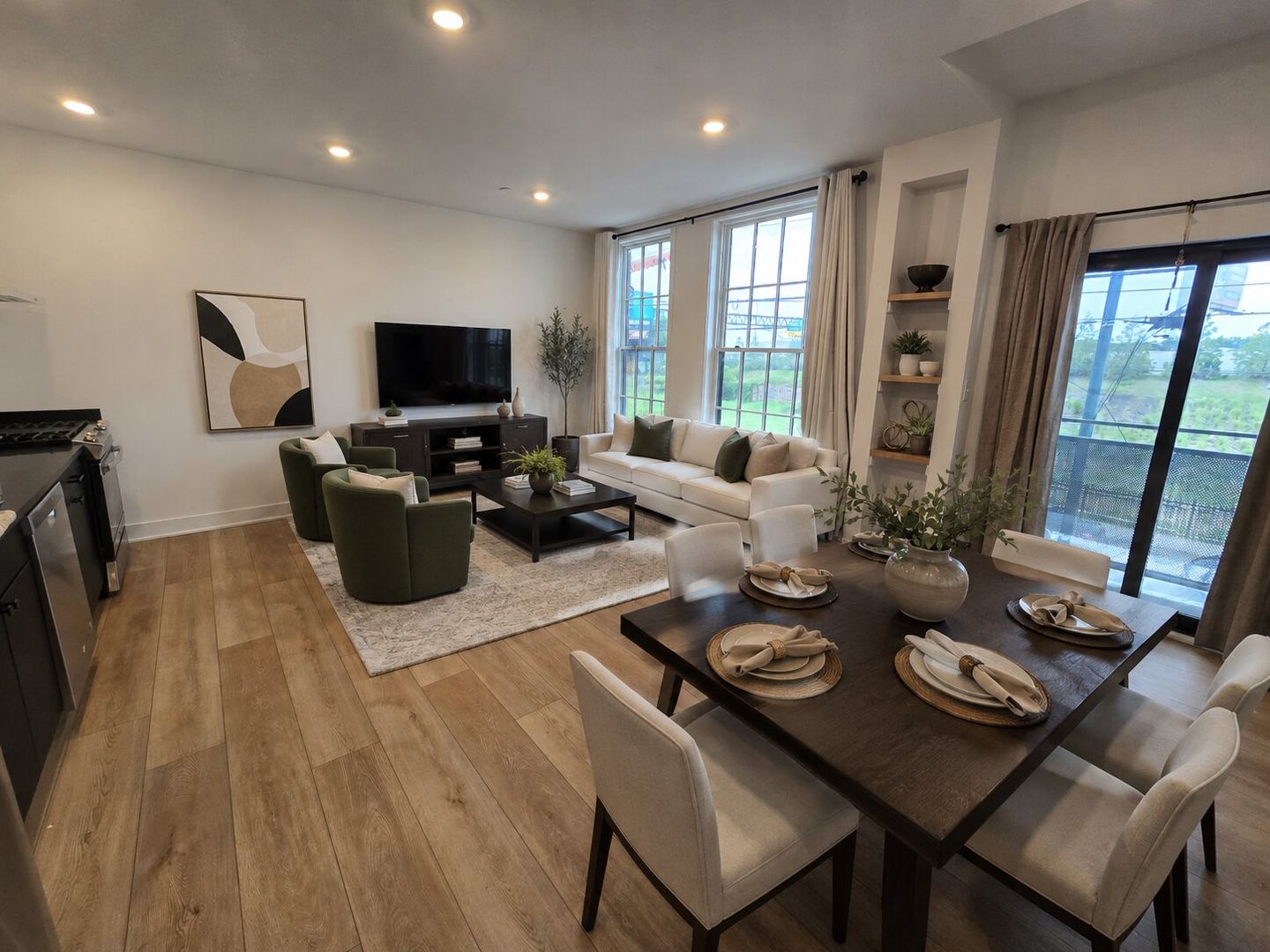 Philadelphia Apartment: 2966 Richmond St