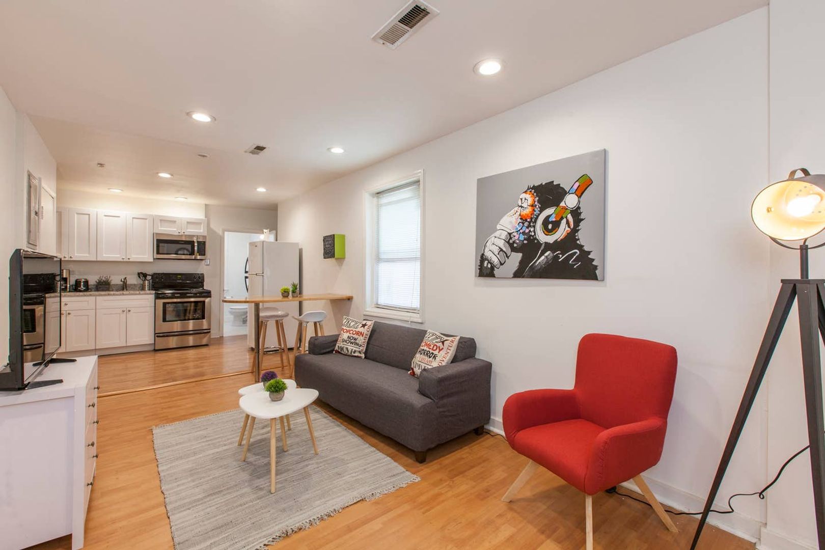 Philadelphia Apartment: 623 South street 3R