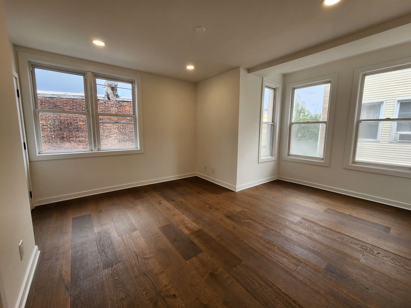 Philadelphia Apartment: 856 North 22nd Street - Unit 2