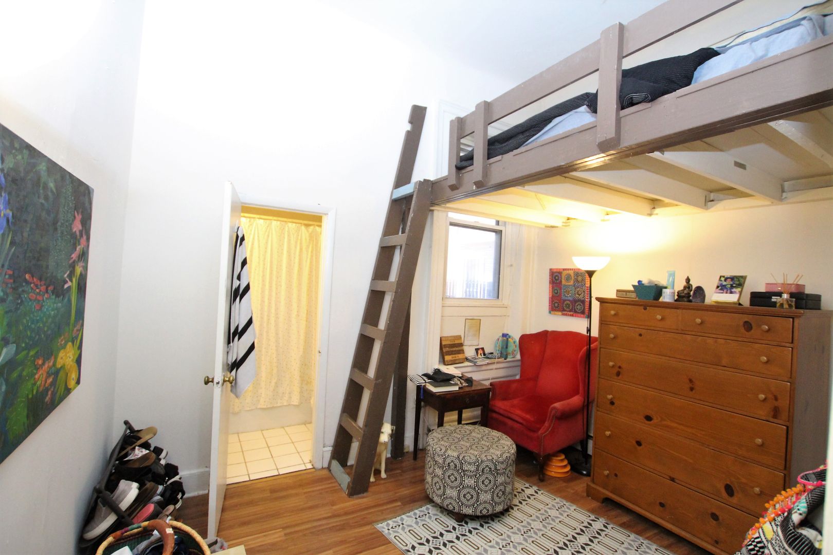 Philadelphia Apartment: 2109 Spring Garden Street 1F