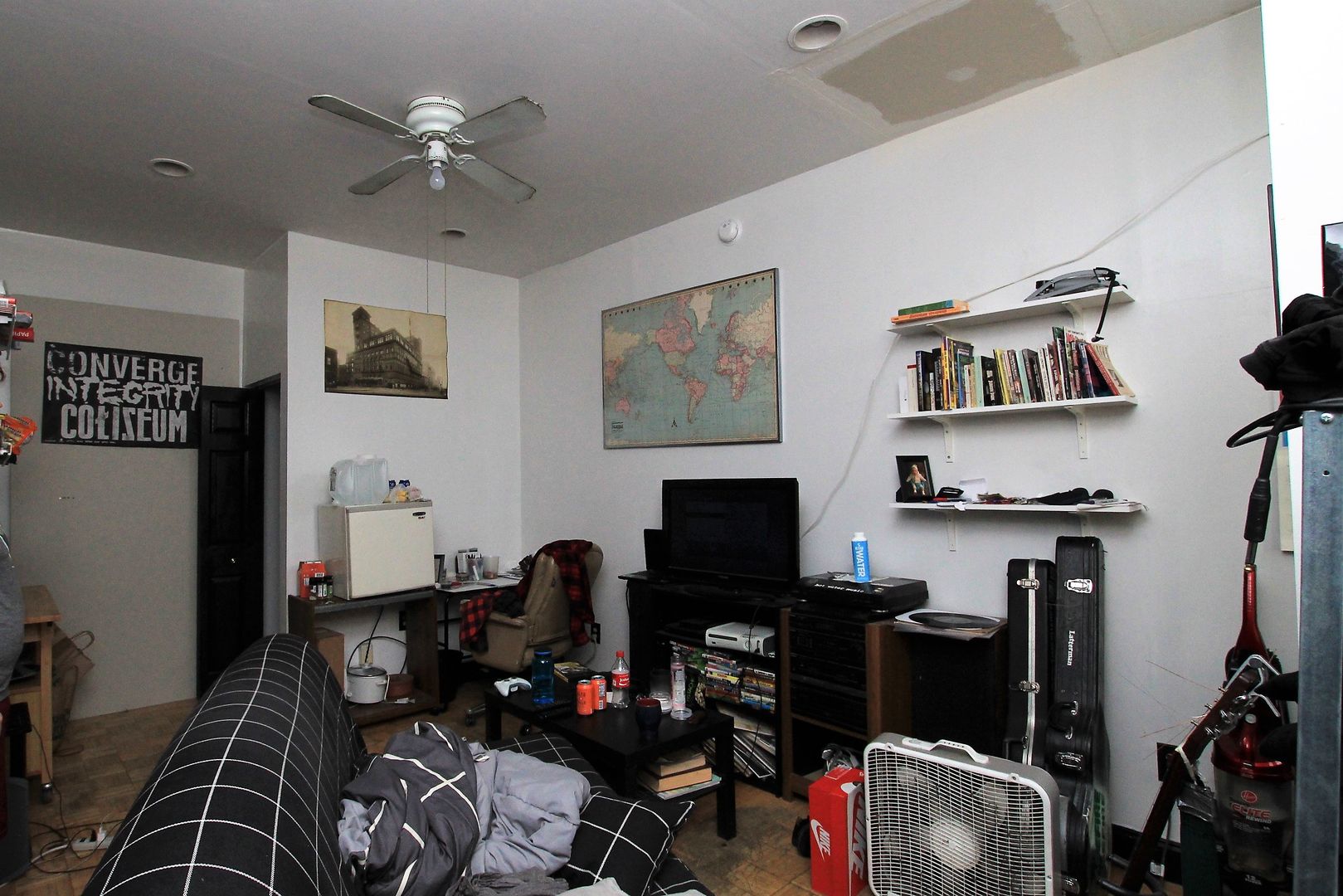 Philadelphia Apartment: 452 East Girard Avenue