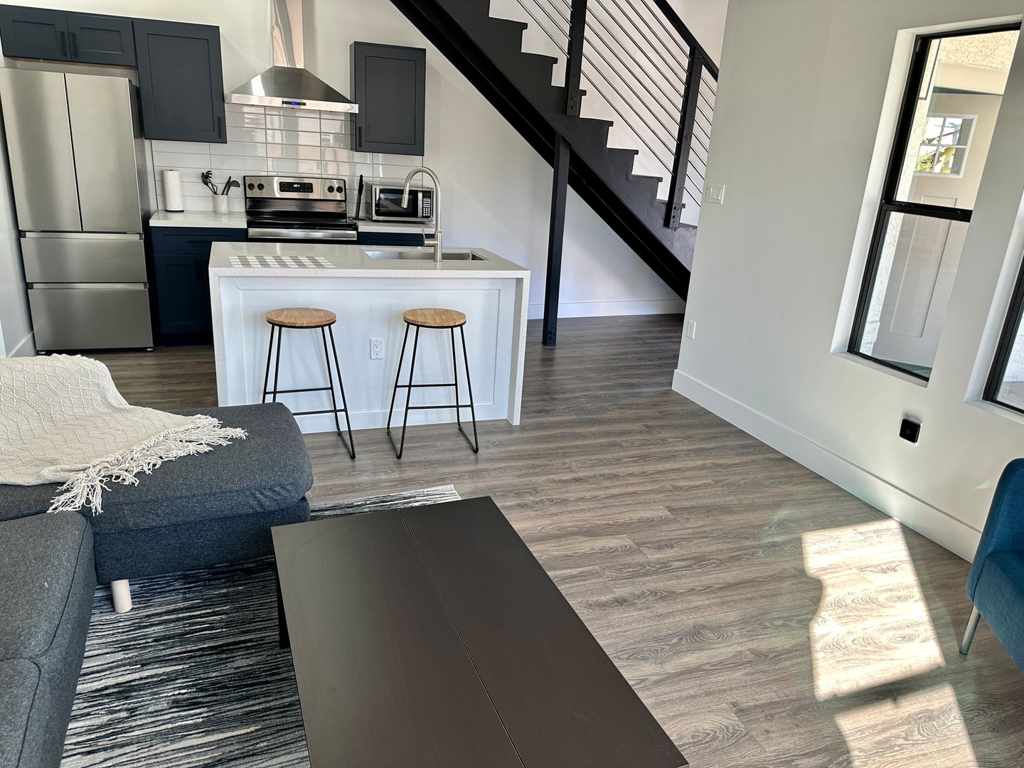 Phoenix Apartment: 326 N. 17th Dr.