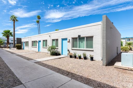 Now Leasing near Downtown Phoenix! – photo 1